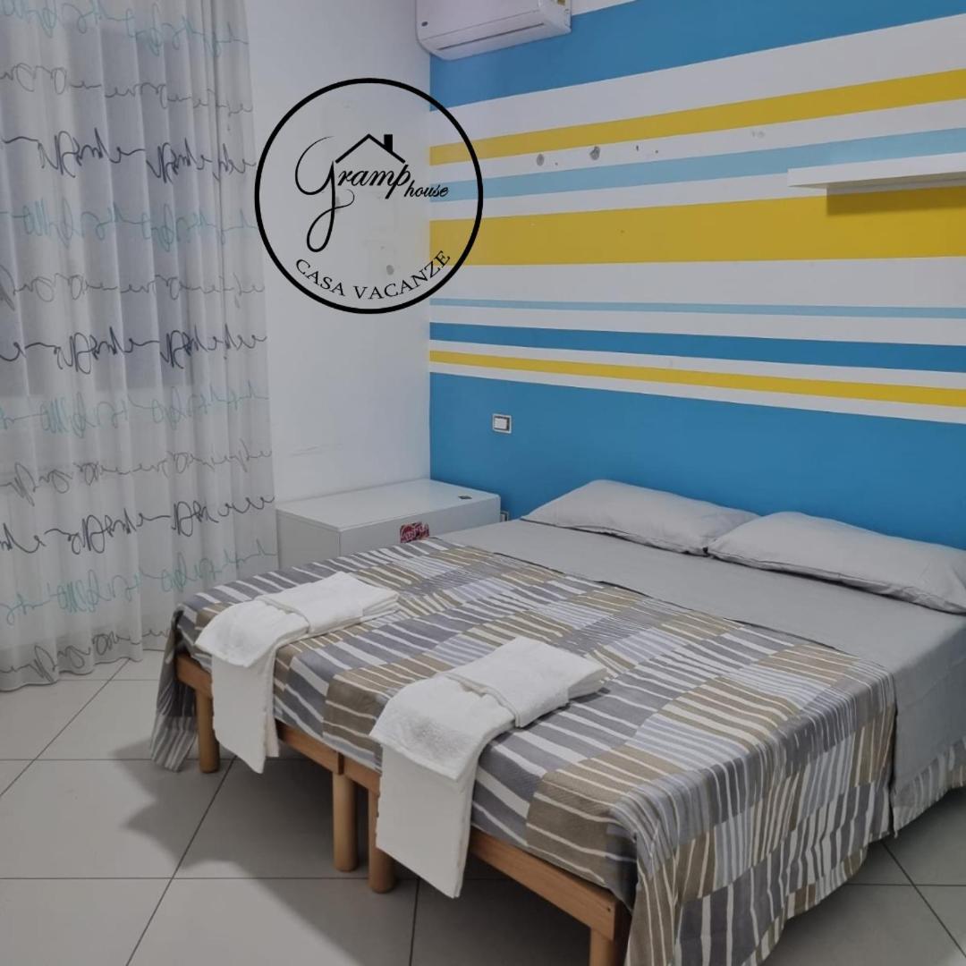 Gramp House Casa Vacanze Cellole Εξωτερικό φωτογραφία